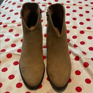 Sonoma Brown Ankle Boots